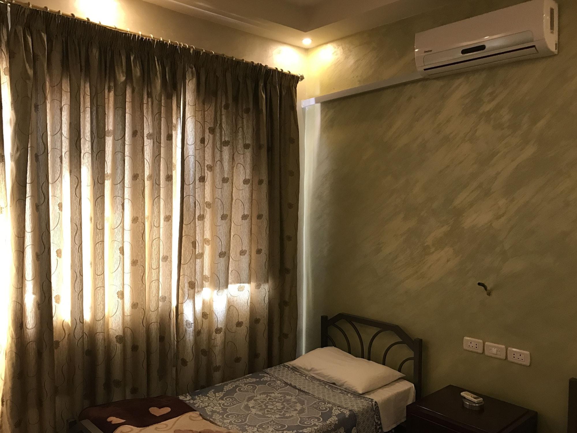 Sun Rise Hotel & Hostel & Tours Амман Экстерьер фото