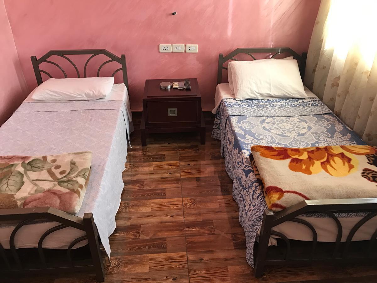 Sun Rise Hotel & Hostel & Tours Амман Экстерьер фото